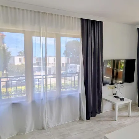 Smokinya Waves - 1br - 2 Minutes To The By Flat Mаnager *